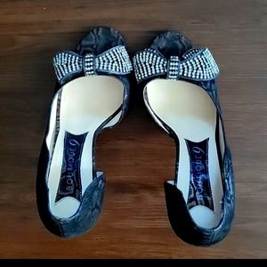 Black Metallic Animal Print Peep Toe Pumps w/Rhinestone Bow Detail, sz 7.5, 4"